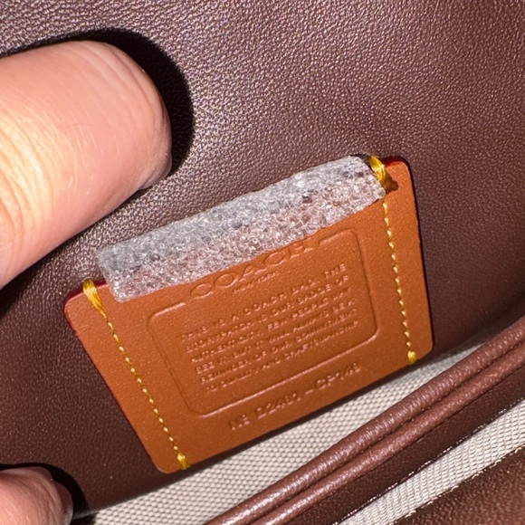 Quilted Tabby 20 in Maple - Picture 5 of 11